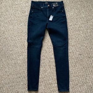 Express Dark Wash Skinny Mid Rise Jeans in 4R